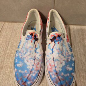 Nike Toki Cherry Blossom Slip On Sneakers Women's Size 9